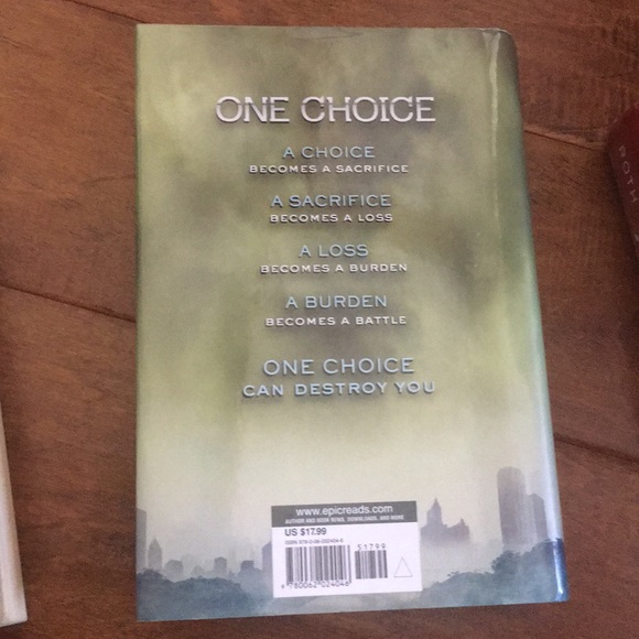 Veronica Roth LOT BUNDLE THREE BOOKS Divergent Insurgent Allegiant - Picture 8 of 11